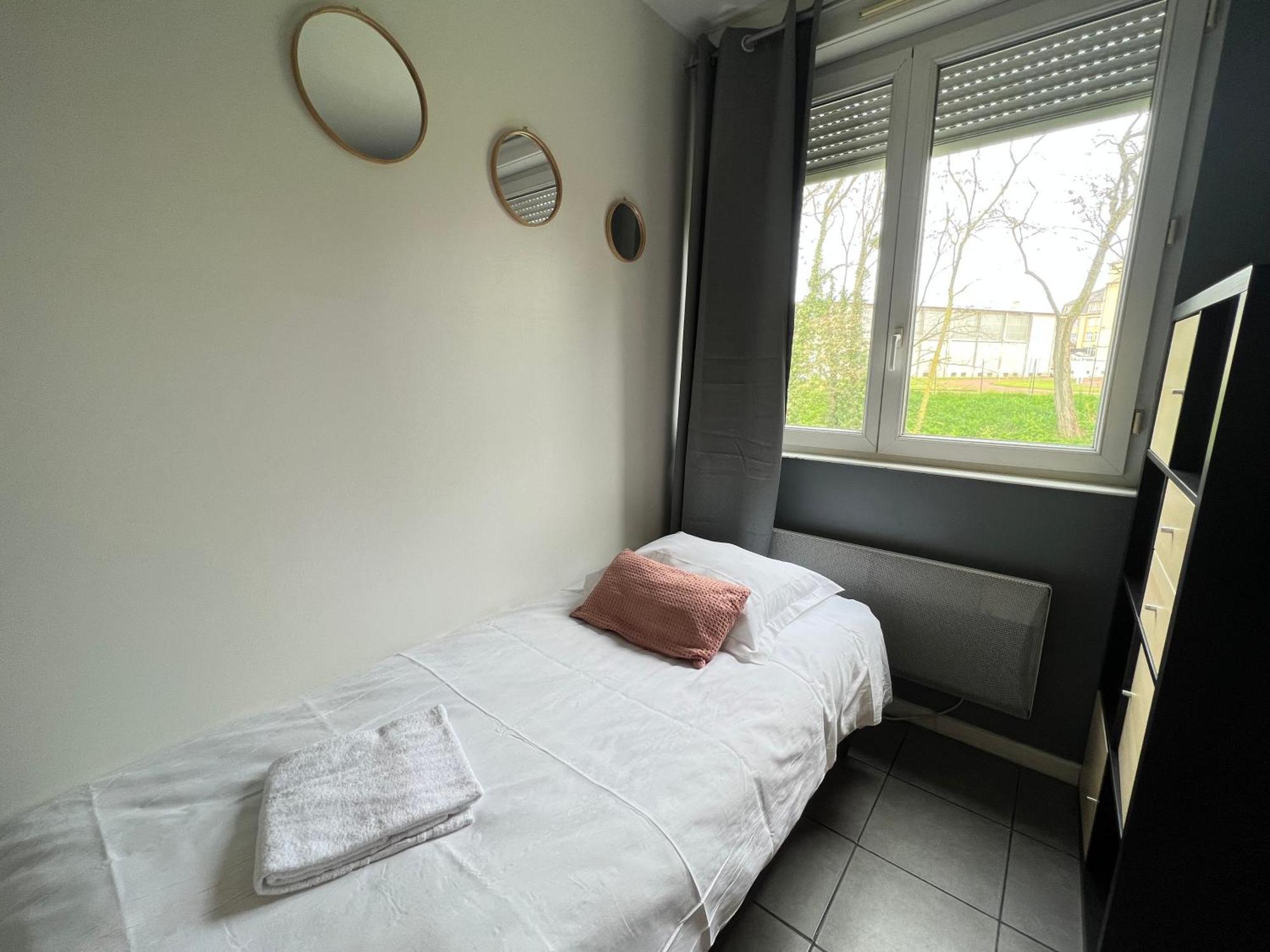 Apartmán La Paille Metz Luxembourg Parking Un-Sejour-A-Part Exteriér fotografie
