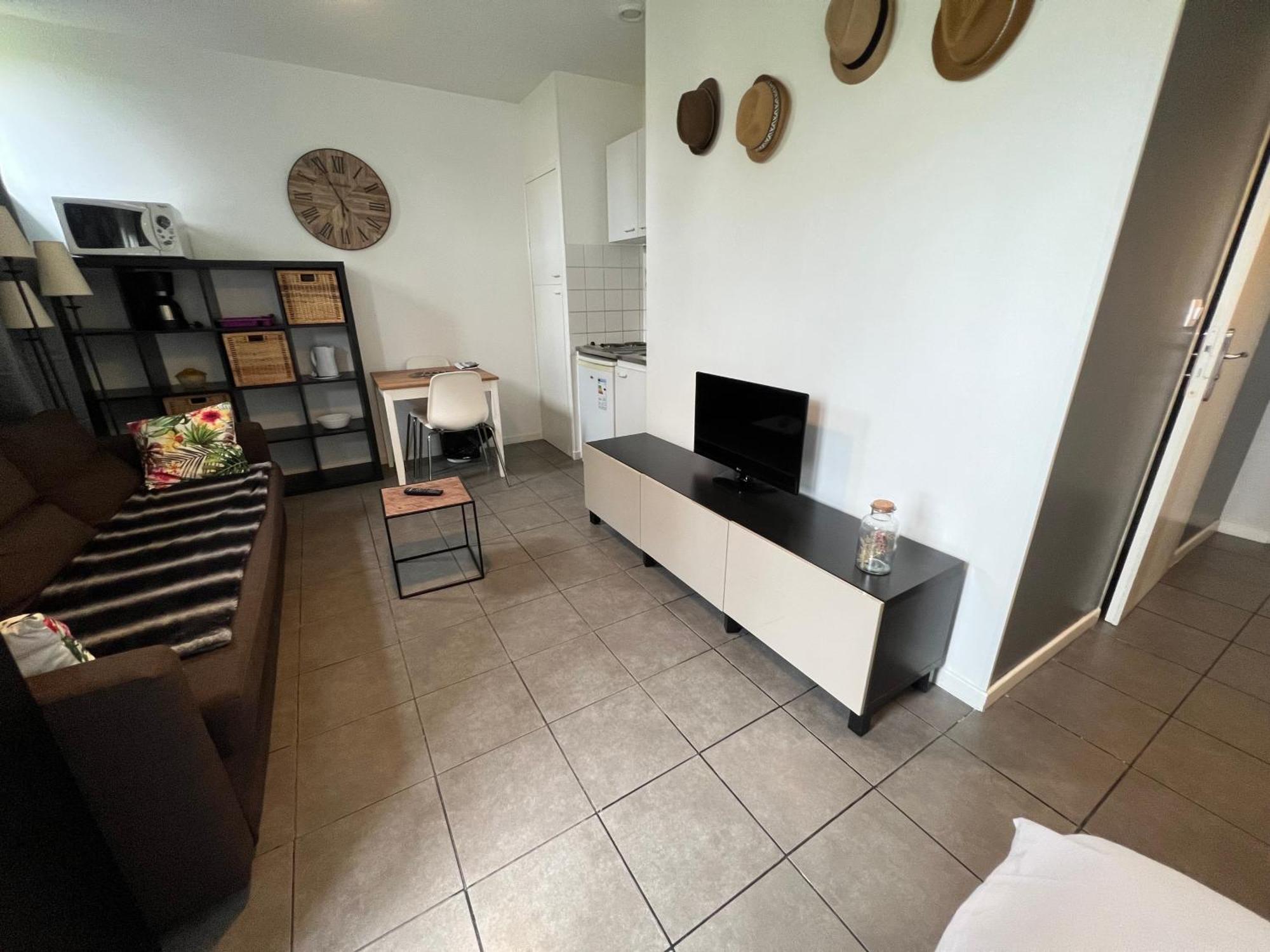Apartmán La Paille Metz Luxembourg Parking Un-Sejour-A-Part Exteriér fotografie